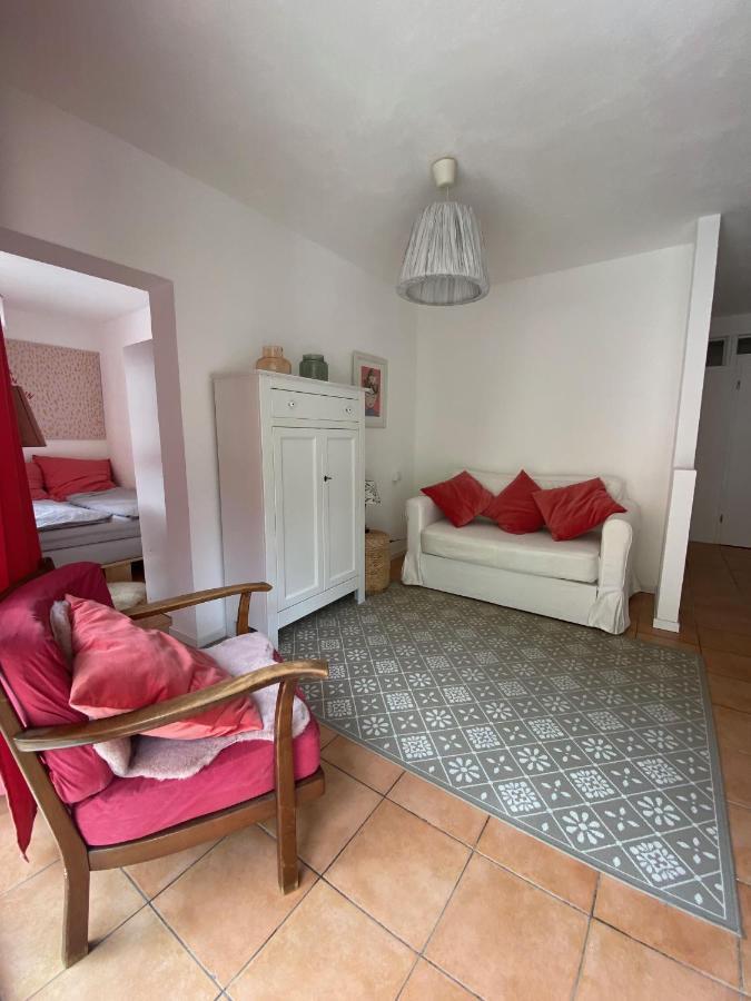 Wunderschoenes Studio Fuer Bis Zu 2 Personen Homburg  Extérieur photo